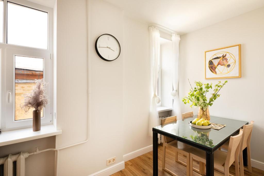 Cozy 2 Bedroom Apartment In Riga Centre Εξωτερικό φωτογραφία